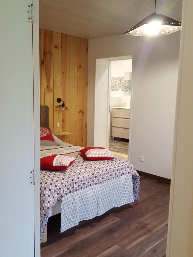Chez Alexandra Bed and Breakfast Louchats Εξωτερικό φωτογραφία